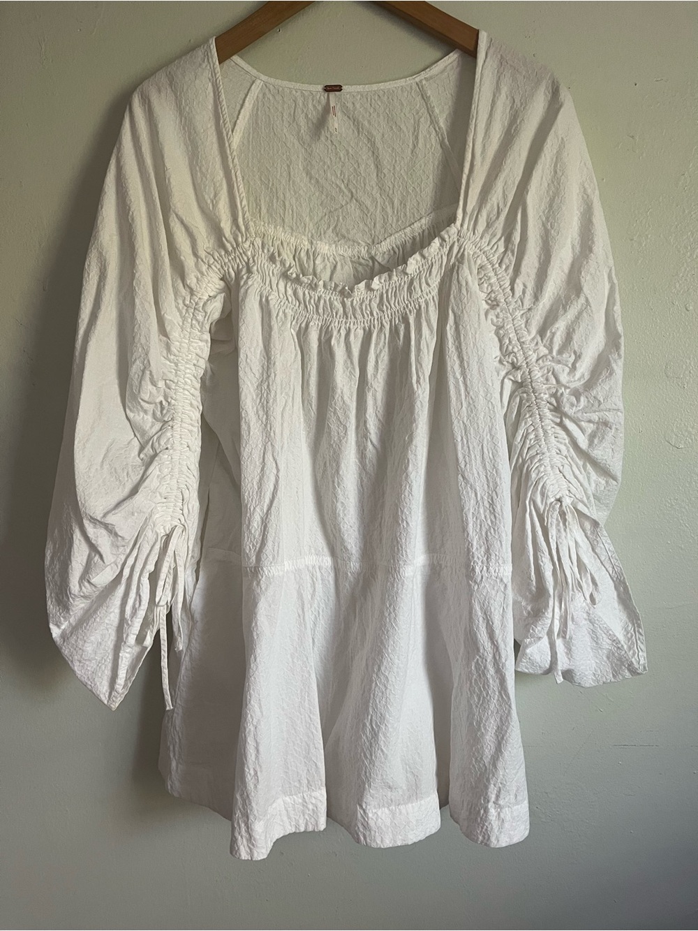 Free people dress White Smocked Sleeve Peasant Top - Women